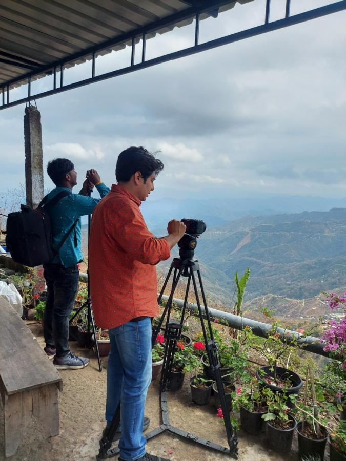 Giftland Homestay Āīzawl Dış mekan fotoğraf