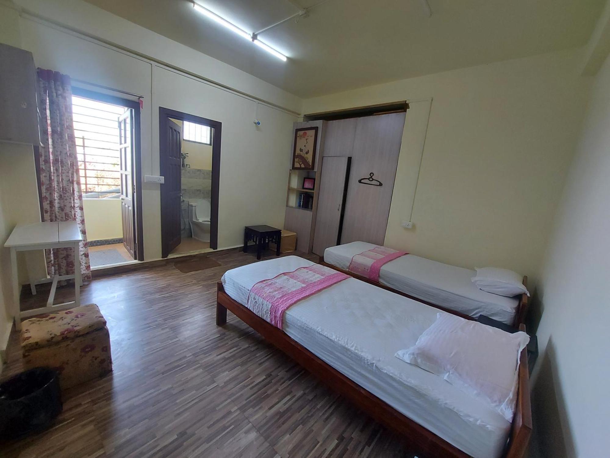 Giftland Homestay Āīzawl Dış mekan fotoğraf